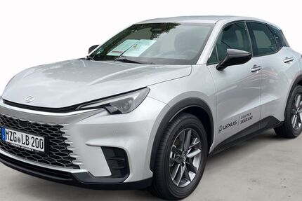 Lexus LBX 6.000 km 29.960 &euro; Merzig 66663