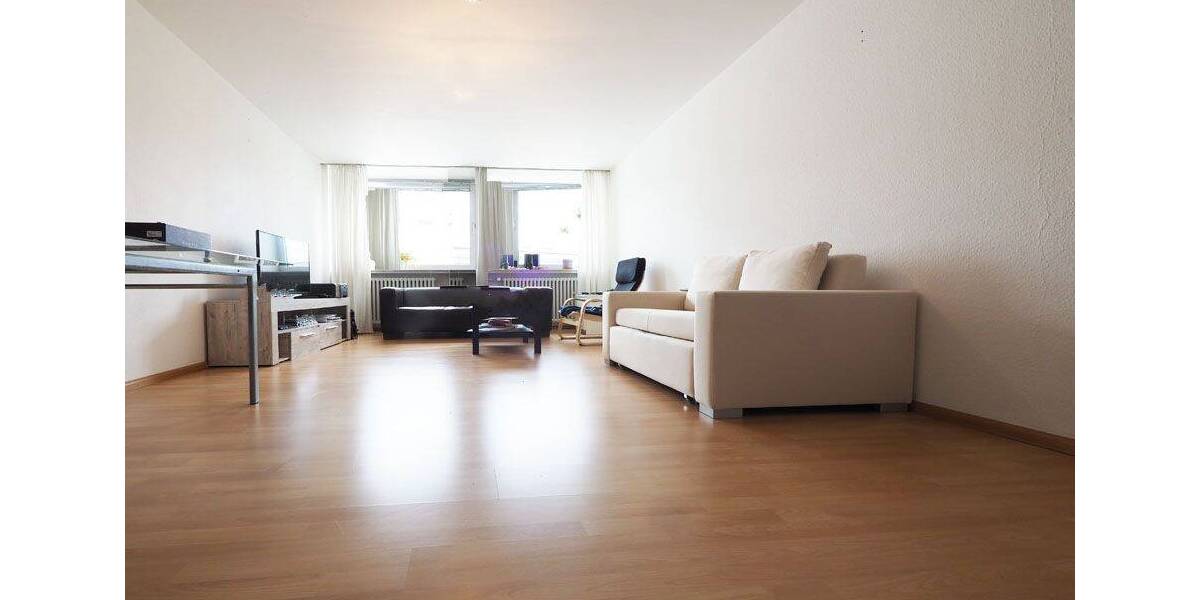 Etagenwohnung Saarbrücken St Johann - 3 Zimmer, 80 m&sup2;, 750&euro; | Angebot:26867085