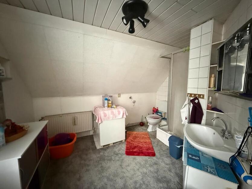 Mehrfamilienhaus in BelsdorfWeferlingen zimmer