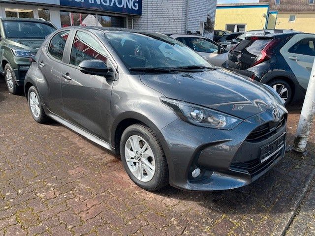 Toyota Yaris 25.479 km 22.980 &euro; Mölln 23879