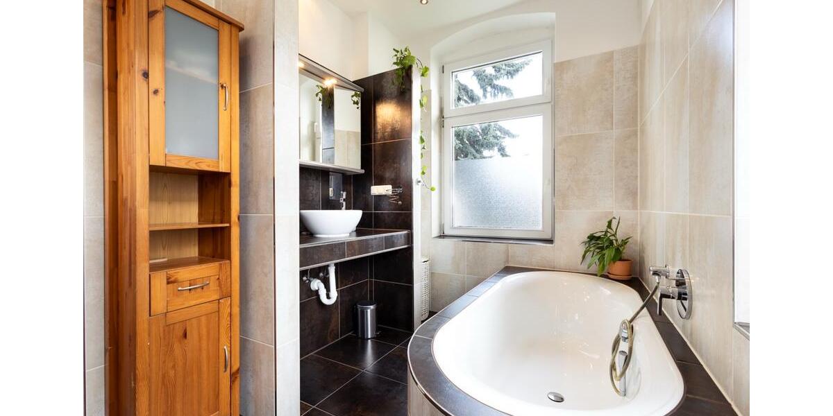 Einfamilienhaus Dresden Loschwitz - 9 Zimmer, 160 m&sup2;, 790.000&euro; | Angebot:26324541