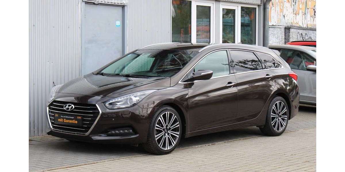 Hyundai i40 132.870 km 12.490 &euro; Berlin 13089