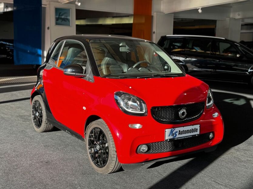 Smart ForTwo 64.400 km 13.999 € Bremerhaven 27568