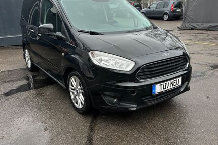 Ford Tourneo Courier 99.000 km 7.990 &euro; Landsberg am Lech 86899