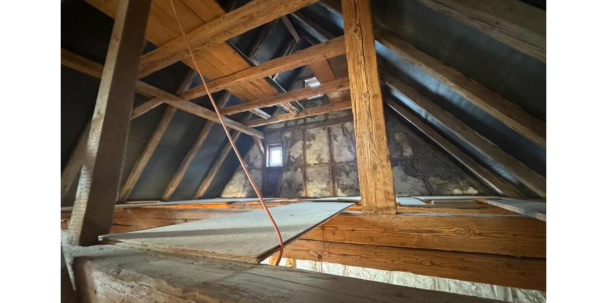 Einfamilienhaus Trossingen - 8 Zimmer, 146 m&sup2;, 295.000&euro; | Angebot:26889292
