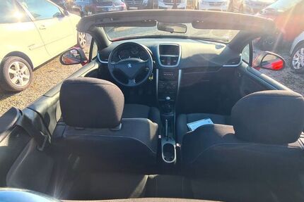 Peugeot 207 153.000 km 4.200 € Freiburg im Breisgau 79108