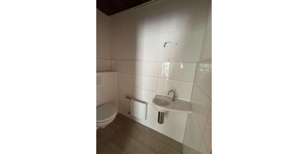 Reihenhaus Meerbusch Kierst - 5.5 Zimmer, 120 m&sup2;, 1.880&euro; | Angebot:24851141