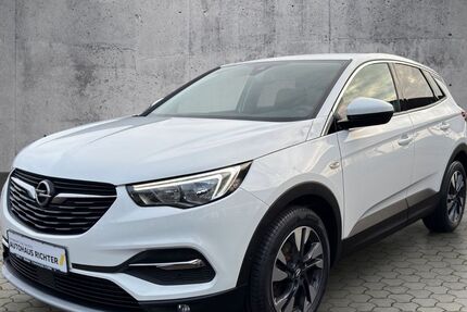 Opel Grandland (X) 72.507 km 13.990 &euro; Frankenberg 09669