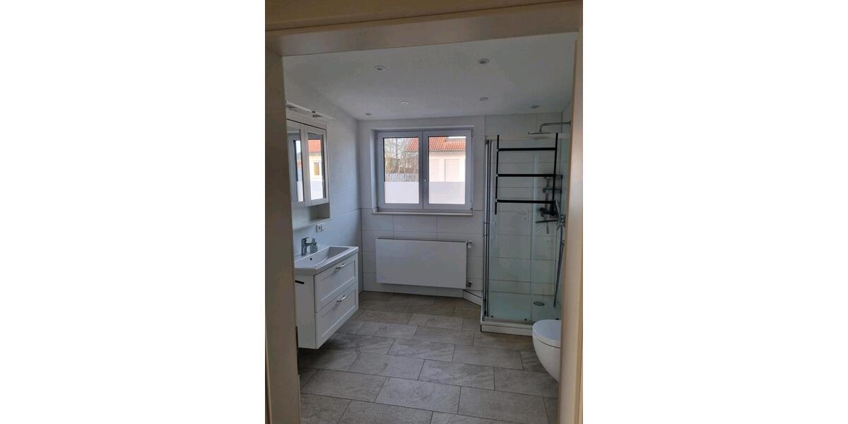 Moderne 4-Zimmer-Wohnung in IllertissenTiefenbach 4 zimmer