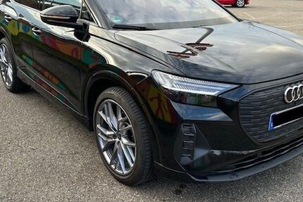 Audi Q4 e-tron 70.000 km 34.750 € Bochum 44801