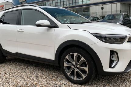 Kia Stonic 30.360 km 17.490 € Berlin-Spandau 13597