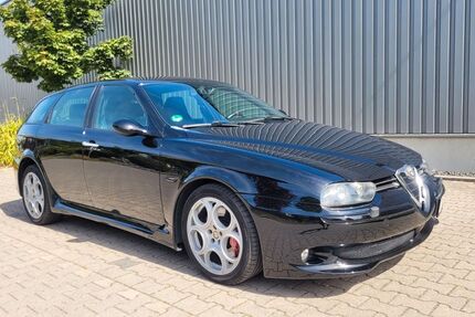 Alfa Romeo 156 147.000 km 15.800 € Darmstadt 64291