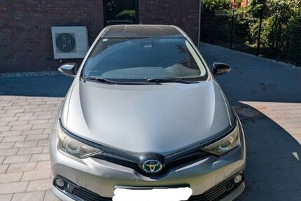 Toyota Auris 122.000 km 12.249 &euro; Norderstedt 22848