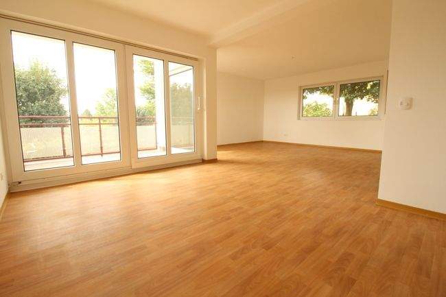 Etagenwohnung Solms Niederbiel - 3 Zimmer, 96 m&sup2;, 800&euro; | Angebot:25662041