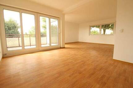 Wohnung Solms Niederbiel - 3 Zimmer, 96 m&sup2;, 800&euro; | Angebot:25662041