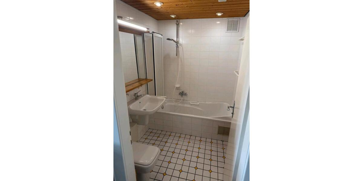 Maisonettenwohnung Ratingen Tiefenbroich - 4 Zimmer, 89 m&sup2;, 1.150&euro; | Angebot:25571214