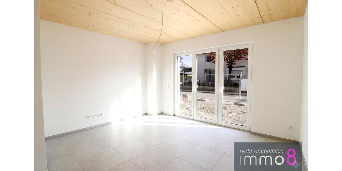 Reihenhaus München Allach-Untermenzing - 4 Zimmer, 111 m&sup2;, 2.800&euro; | Angebot:26624123