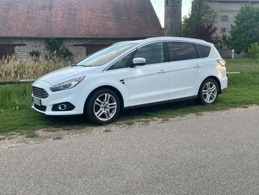 S-Max
