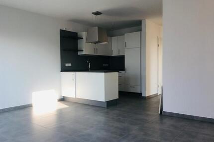 3,5 Zi - EG - 83 qm - Terrasse - GäWC - EBK - Stellplatz- Neubau