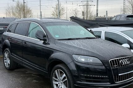 Audi Q7 212.000 km 12.500 &euro; Hamburg 22767