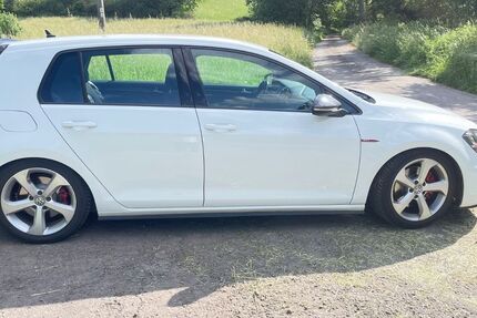 VW Golf 93.000 km 16.000 &euro; Neuerburg 54673