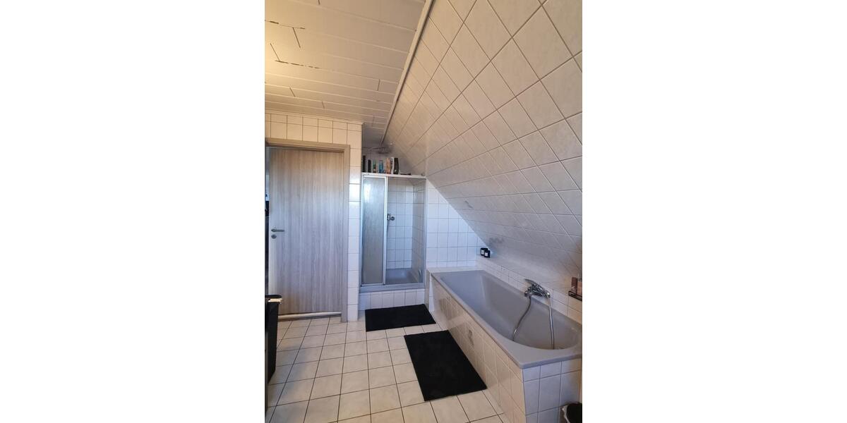 Etagenwohnung Tarp - 3 Zimmer, 97 m&sup2;, 1.015&euro; | Angebot:26345726