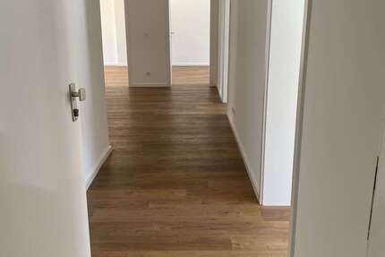 Wohnung zum Mieten in Mönchengladbach 1.135 € 113.28 m² 5 zimmer