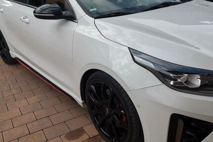 Kia ceed / Ceed 105.000 km 14.000 &euro; Dürrn 75248