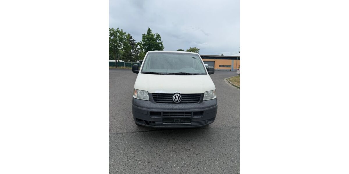 VW T5 Transporter 305.000 km 2.450 &euro; bamberg 96050