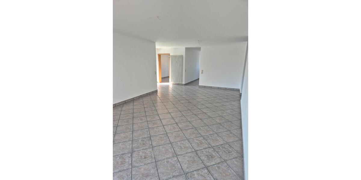 Etagenwohnung Schopfheim - 3 Zimmer, 80 m&sup2;, 269.000&euro; | Angebot:26692581