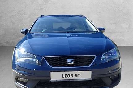 Seat Leon 66.700 km 14.900 &euro; Grossschirma 09603