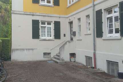 Wohnung Frankfurt am Main Unterliederbach - 6 Zimmer, 182 m&sup2;, 1.749&euro; | Angebot:26852147