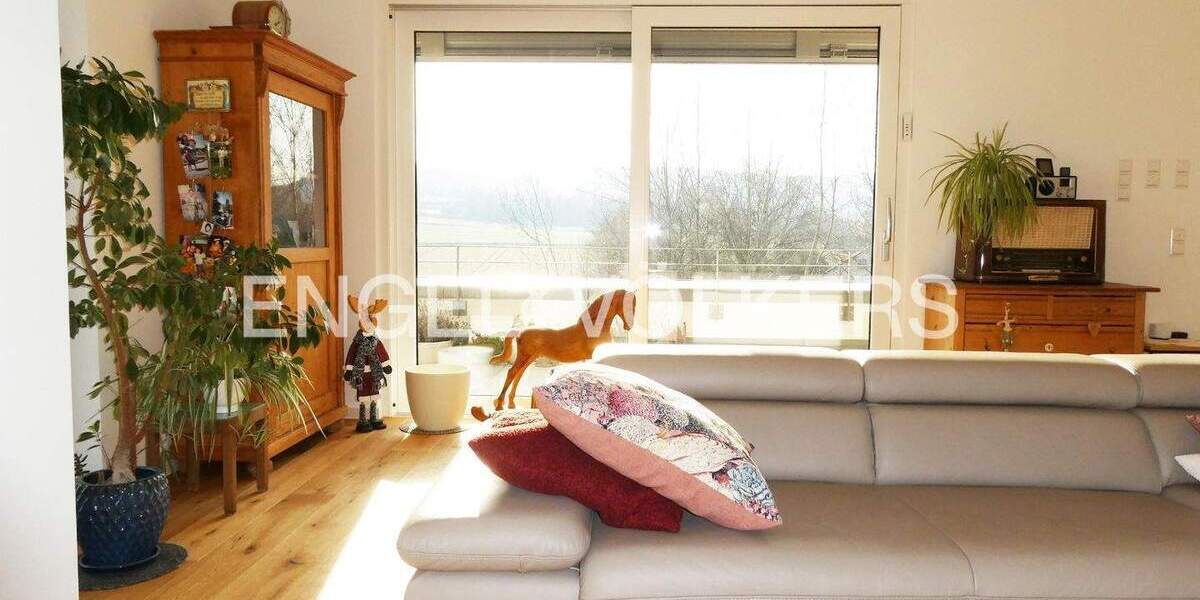 Etagenwohnung Ammerbuch-Poltringen Poltringen - 3 Zimmer, 93 m&sup2;, 1.350&euro; | Angebot:24822101