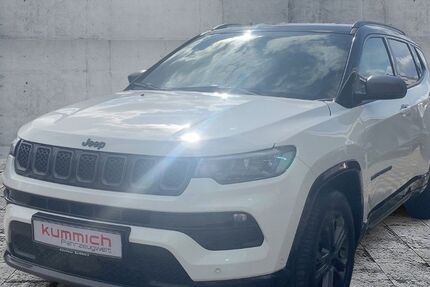 Jeep Compass 44.400 km 29.300 &euro; Fürth 90765
