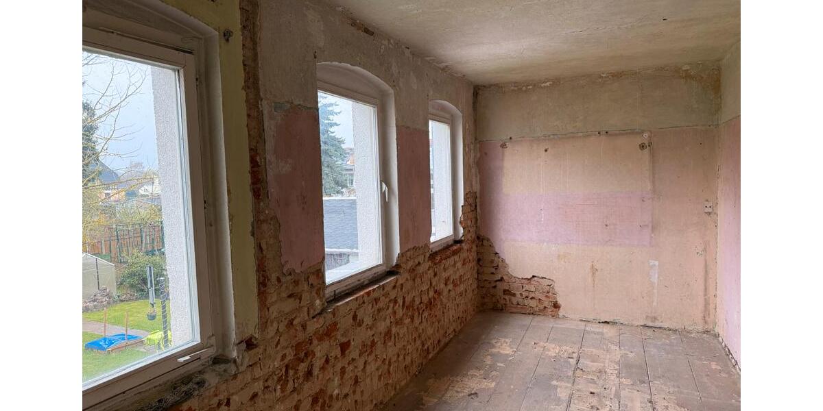 Reihenhaus Schmölln - 5 Zimmer, 160 m&sup2;, 98.000&euro; | Angebot:26798009