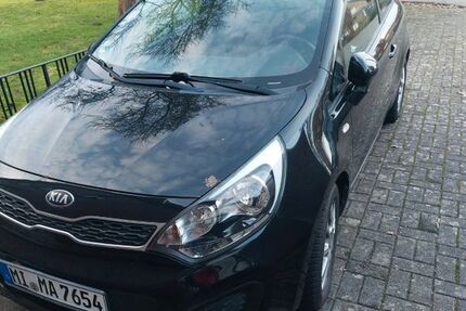 Kia Rio 101.000 km 4.800 &euro; Espelkamp 32339
