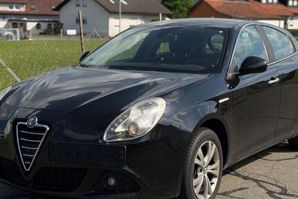 Alfa Romeo Giulietta 179.000 km 2.990 &euro; Balingen 72336