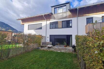 Haus Branneburg Brannenburg - 4 Zimmer, 150 m&sup2;, 2.500&euro; | Angebot:24608624