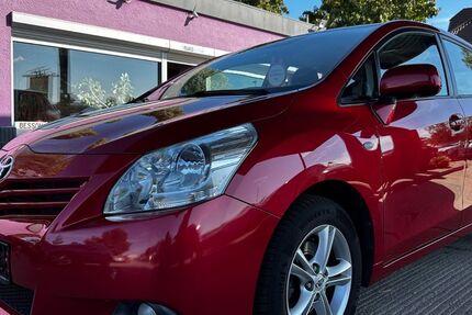 Toyota Verso 127.240 km 8.480 &euro; Kabelsketal OT Gröbers 06184