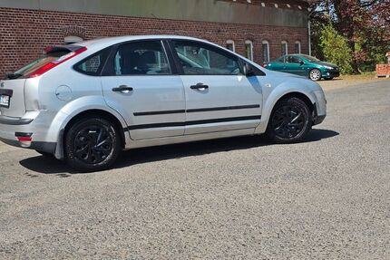 Ford Focus 168.000 km 1.800 &euro; Thedinghausen 27321