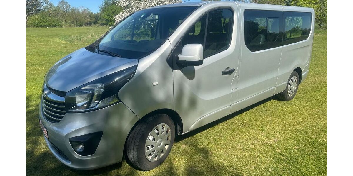 Opel Vivaro 166.400 km 14.900 &euro; Odelzhausen 85235