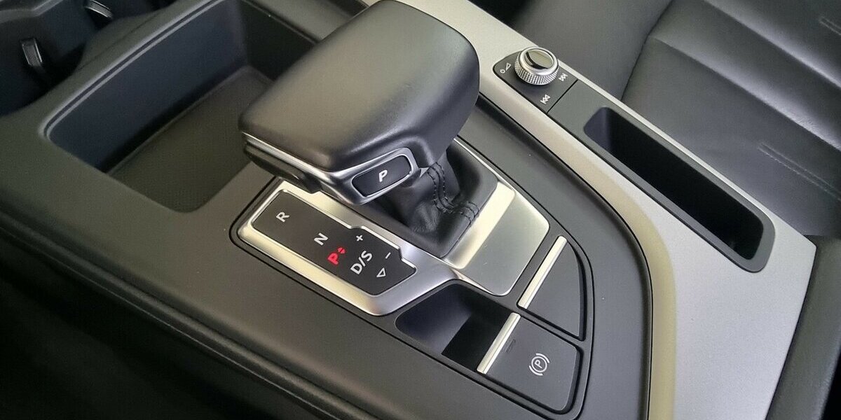 Audi A4 35 TDI DSG LED AHK SHZ Tempomat Leder 107.600 km 23.750 &euro; Garrel 49681