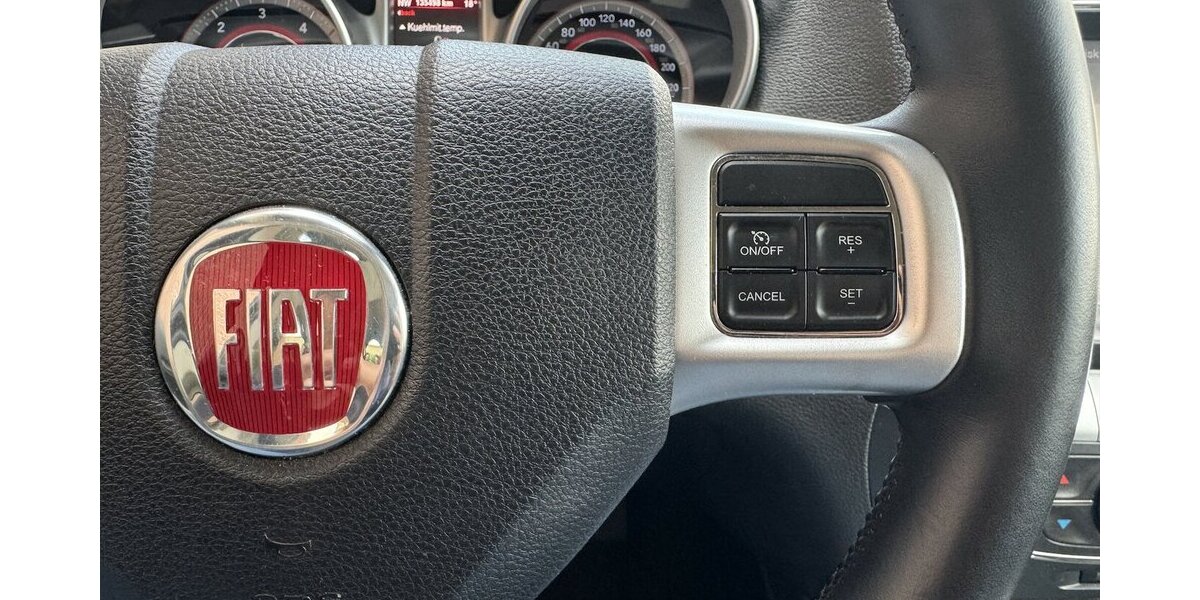 Fiat Freemont BLACK CODE AWD ALLRAD 136.000 km 9.999 &euro; Hamburg 22339