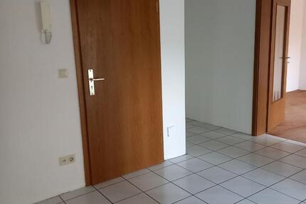 Wohnung Demmin - 2 Zimmer, 68 m&sup2;, 465&euro; | Angebot:25379013