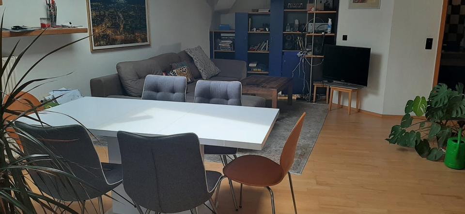 Dachgeschoßwohnung Kaiserslautern Betzenberg - 2 Zimmer, 60 m&sup2;, 790&euro; | Angebot:26383293