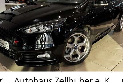 Ford Focus 71.100 km 16.670 &euro; Neuötting 84524