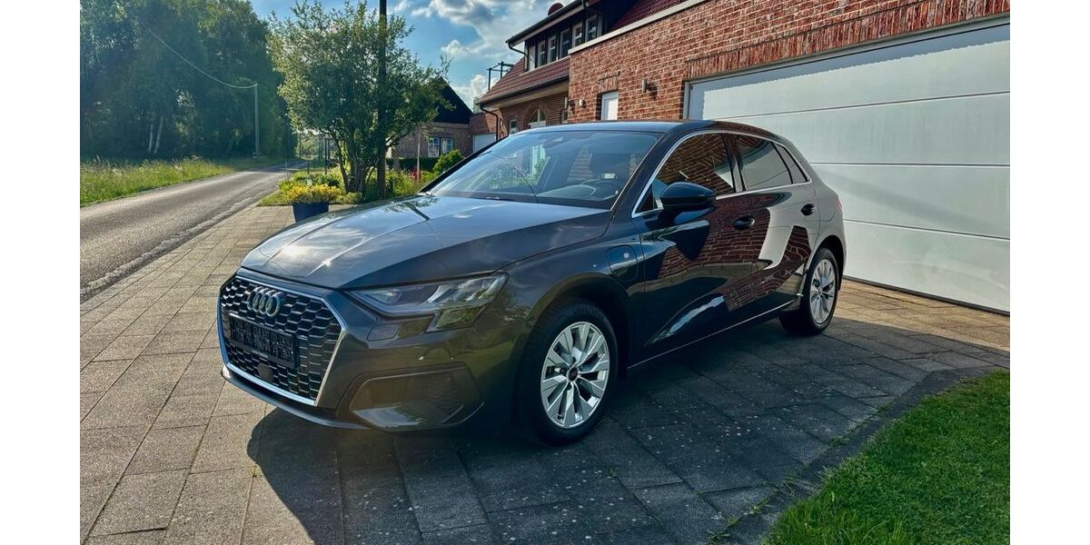 Audi A3 34.777 km 25.990 &euro; Gütersloh 33330