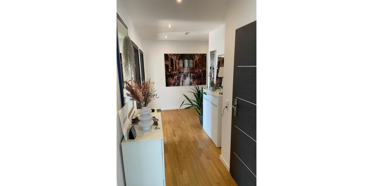 Dachgeschoßwohnung Tegernheim - 4 Zimmer, 116 m&sup2;, 684.000&euro; | Angebot:27021013