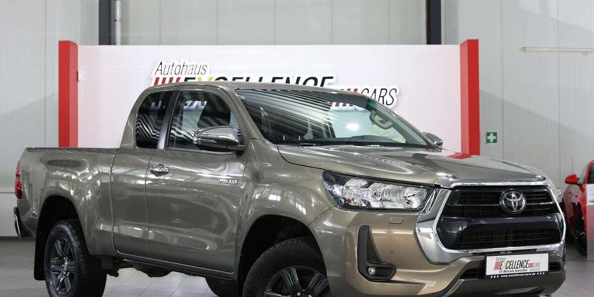 Toyota Hilux 158.000 km 33.991 &euro; Hamm 59077