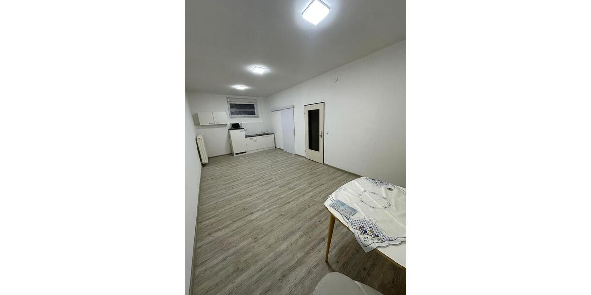 Etagenwohnung Buchen (Odenwald) - 1 Zimmer, 30 m&sup2;, 400&euro; | Angebot:26279744